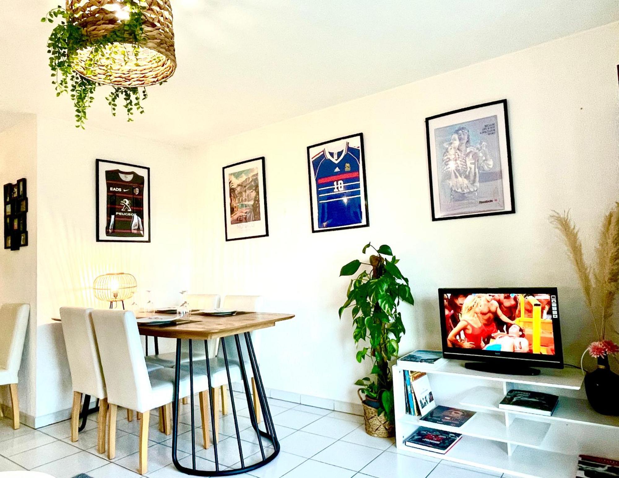 Bel Appartement T3 de 60m2 avec Parking, Terrasse, proche du Métro et du Périph Toulouse Exterior foto