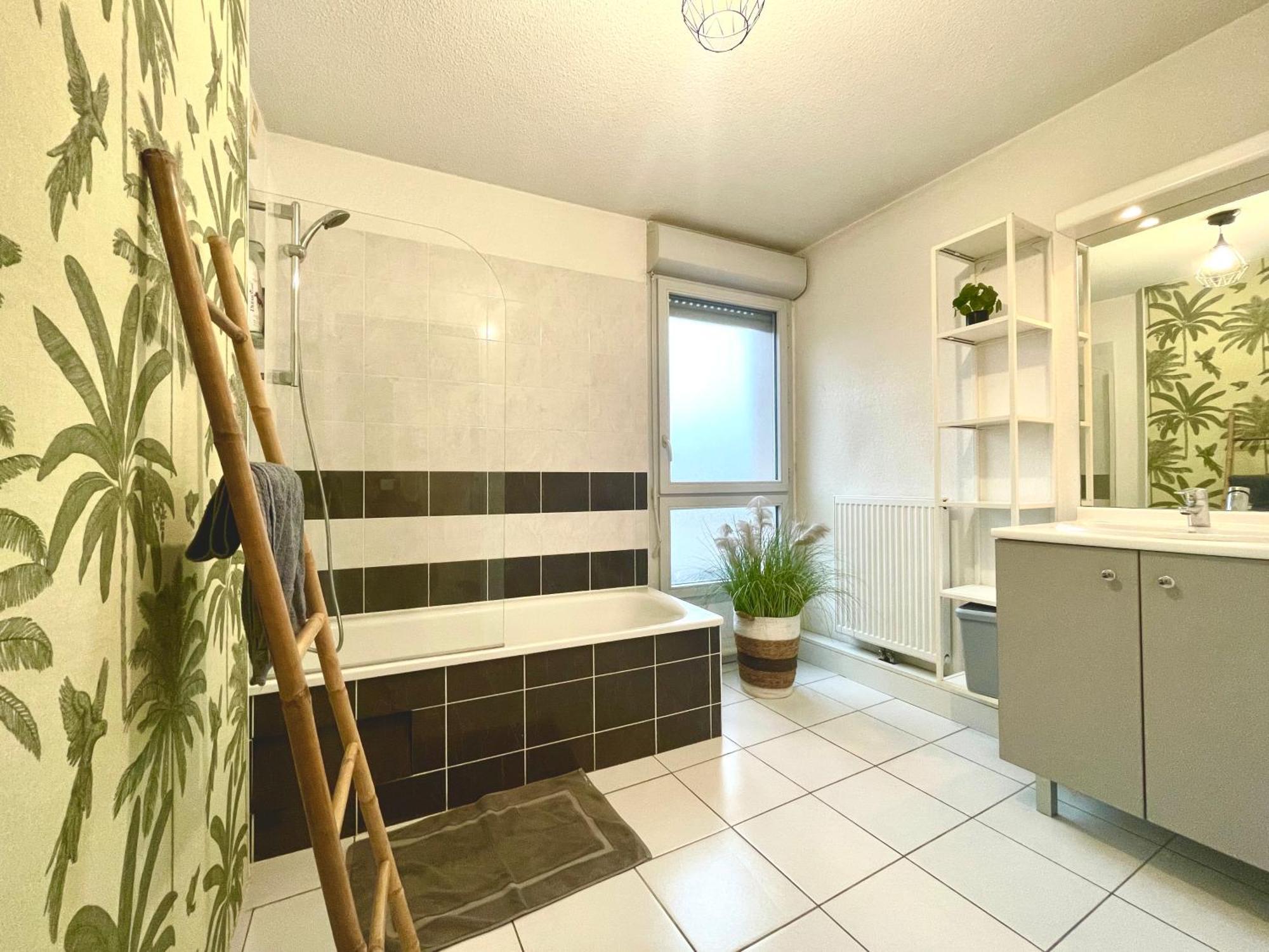 Bel Appartement T3 de 60m2 avec Parking, Terrasse, proche du Métro et du Périph Toulouse Exterior foto